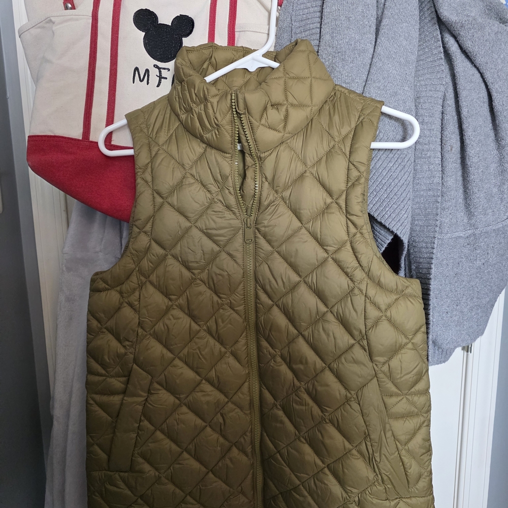 Athleta Olive Green Quilted Vest